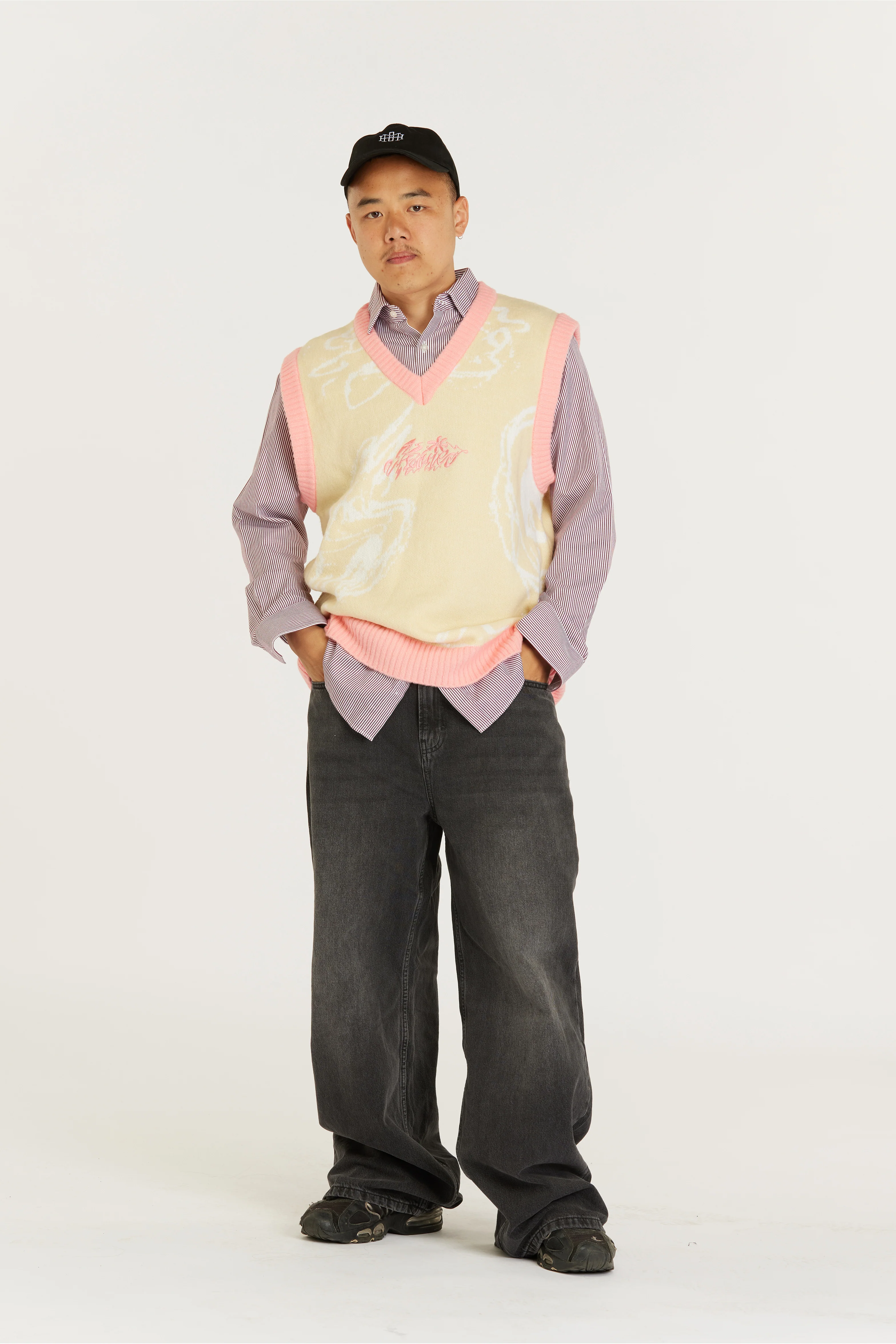 Art Vest - Cream - Image 7