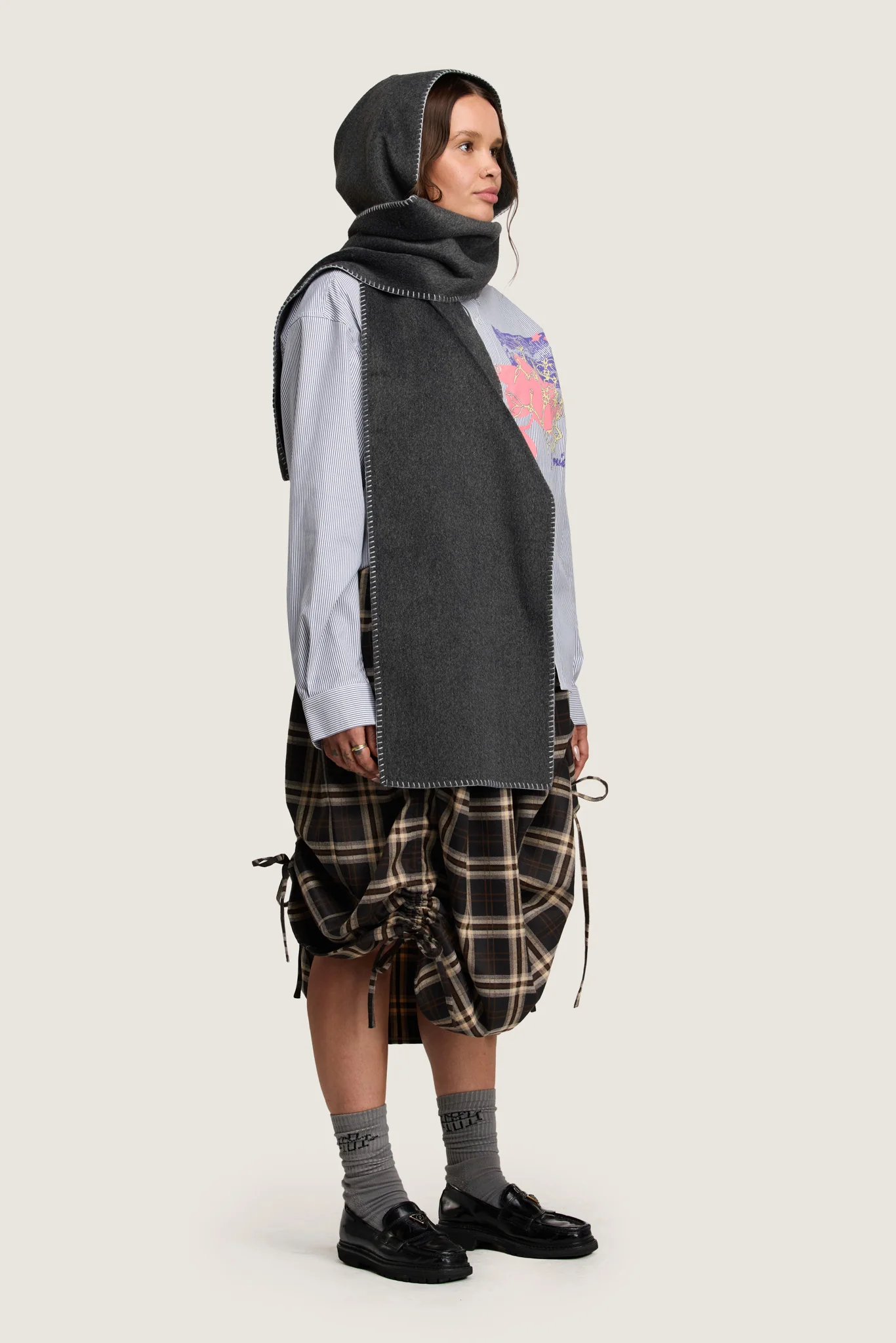 Hooded Scarf - Shadow - Image 3